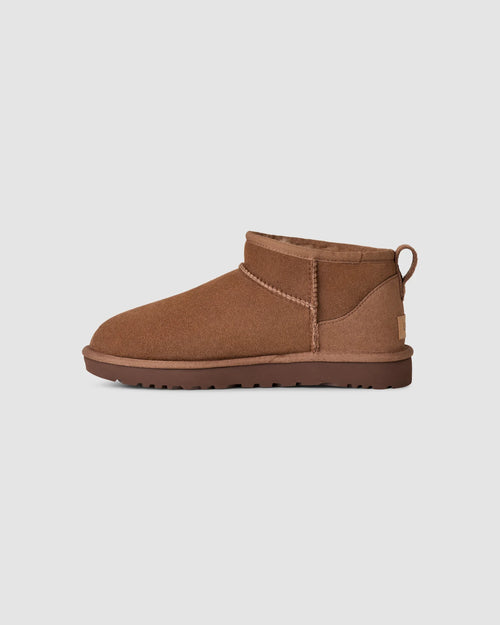 Gheata UGG Classic Ultra Mini
