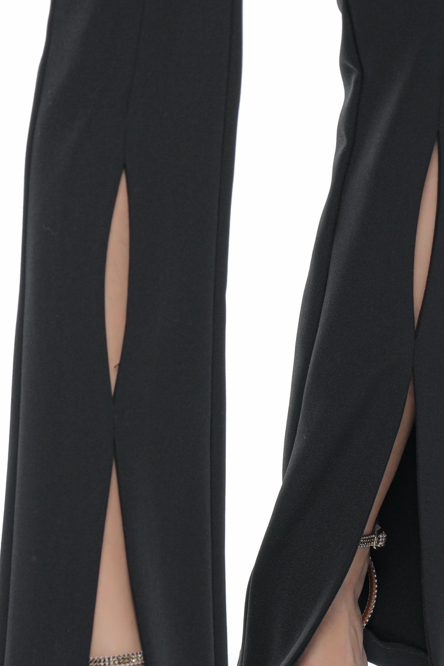 Pantaloni evazati Versace Jeans Couture - detaliu decupaj