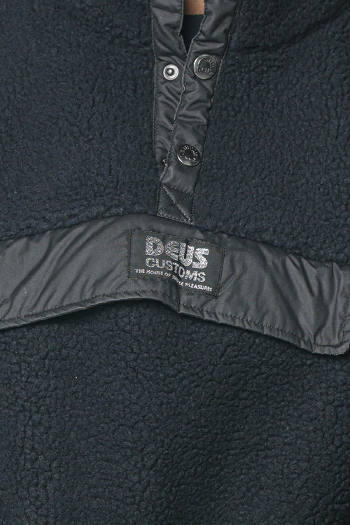 Pulover Deus Ex Machina Discovery Sherpa