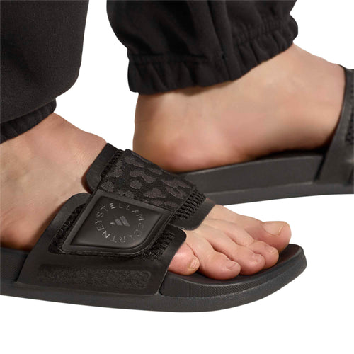 Slapi adidas by Stella McCartney