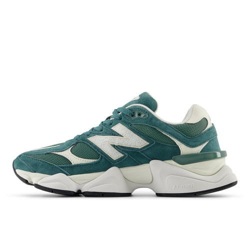 Sneakers New Balance 9060 - Footwear Classics