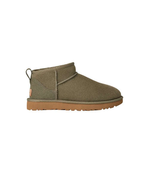 Gheata UGG Classic Ultra Mini