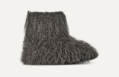 Gheata UGG Classic Short Fluff Momma
