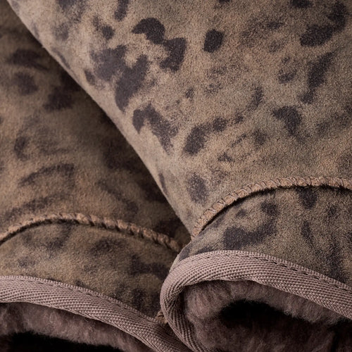 Gheata UGG Classic Ultra Mini Spotted Maro