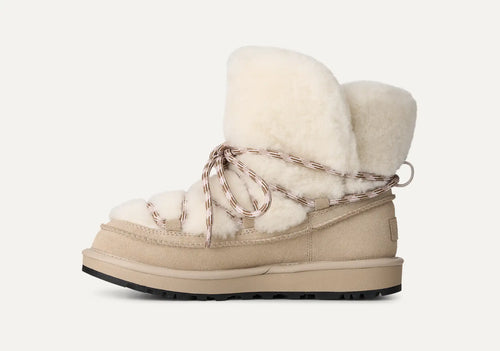 Gheata UGG Classic Tread Fluffed Boot