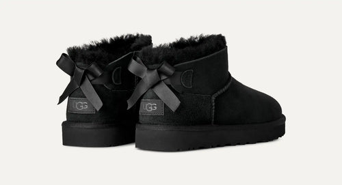 Gheata UGG Ultra Mini Bailey Bow