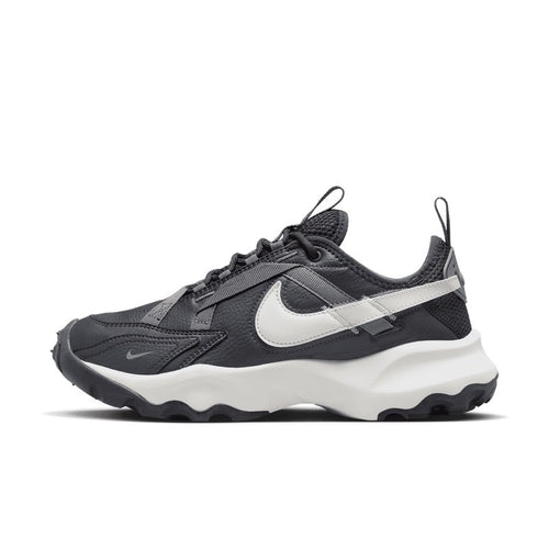 Pantofi sport Nike Tc 7900