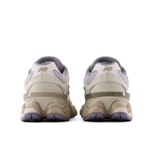 Sneakers New Balance U9060 - Footwear Classics