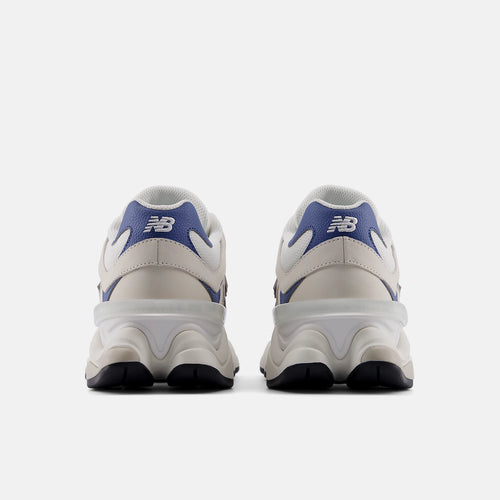 Sneakers New Balance U9060 - Footwear Classics