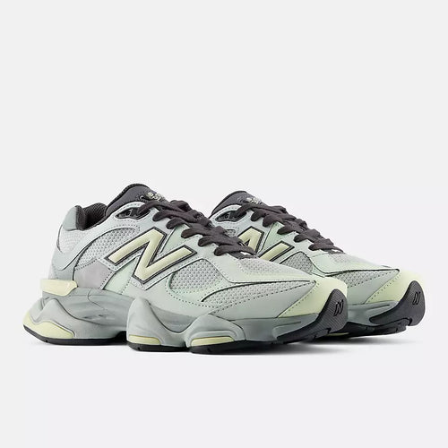 Sneakers New Balance U9060 - Footwear Classics