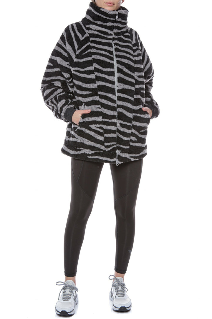 geaca cu animal print