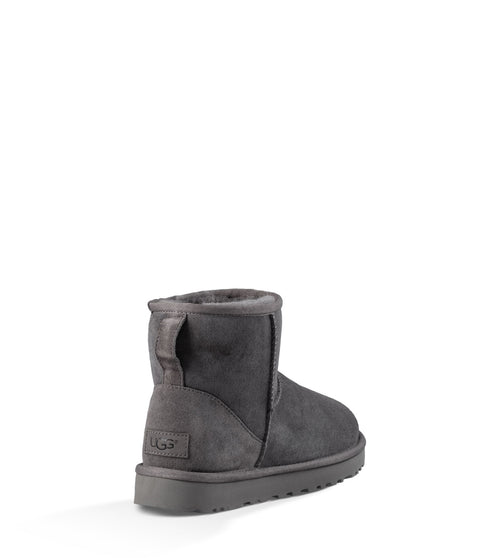 Cizme din piele intoarsa Classic Mini II UGG